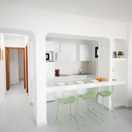 La Laguneta Aparthotel *